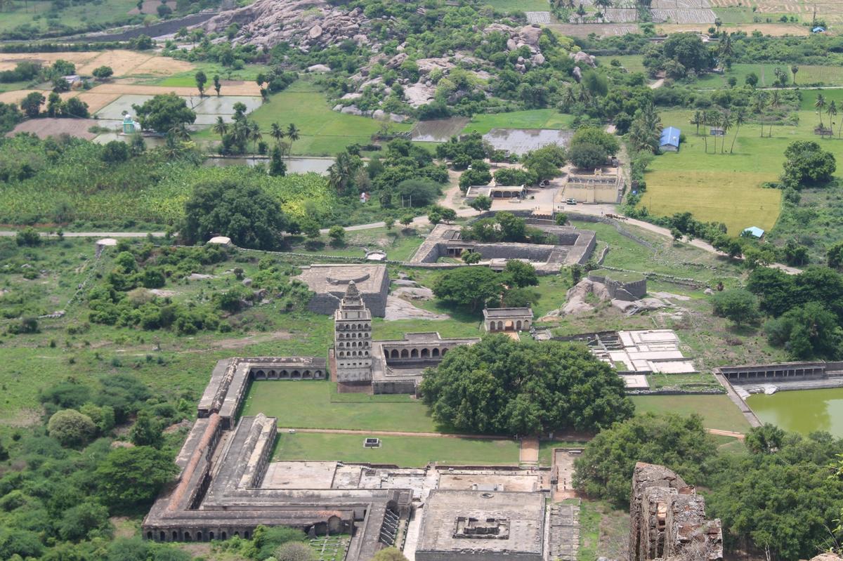 गिंगी फोर्ट